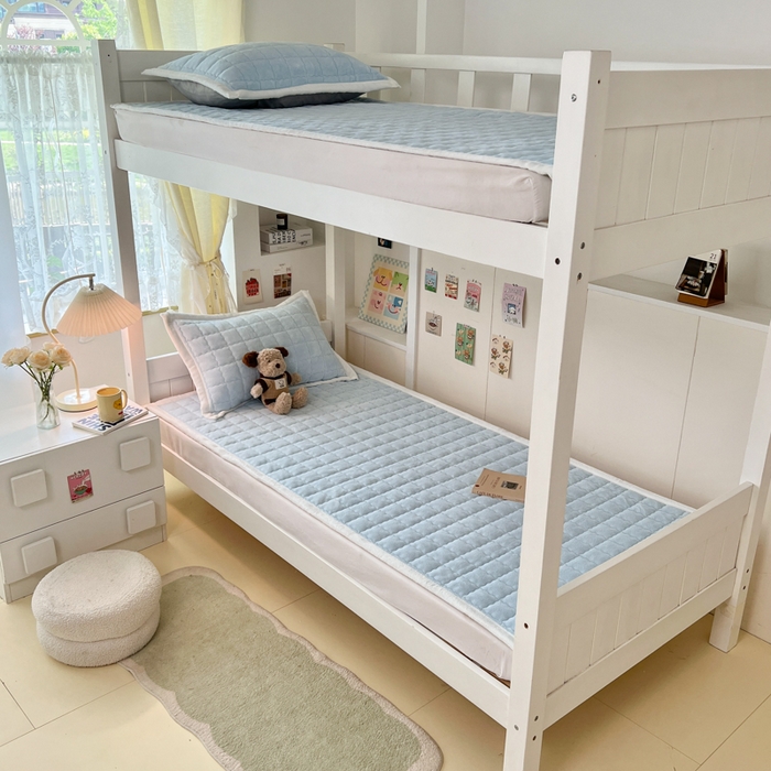 91家纺网 家纺一手货源 找家纺 川悦生活2025 新款A类印花牛奶绒床垫加厚绒保暖床护垫 吉木-青色