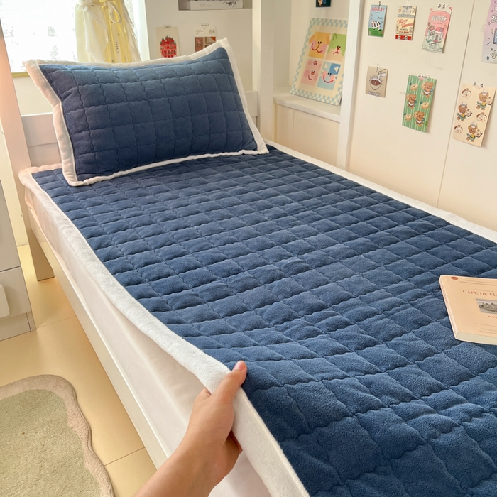 川悦生活2025 新款A类印花牛奶绒床垫加厚绒保暖床护垫 吉木-深蓝