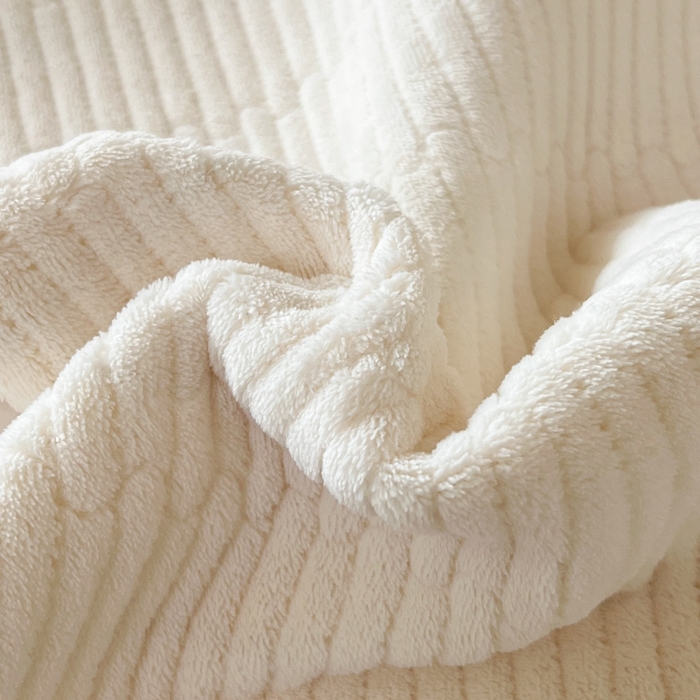 91家纺网 家纺一手货源 找家纺 川悦生活2025 新款A类印花牛奶绒床垫加厚绒保暖床护垫 晴空-奶茶