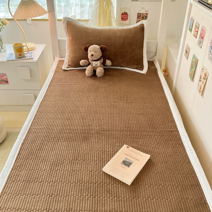 91家纺网 家纺一手货源 找家纺 川悦生活2025 新款A类印花牛奶绒床垫加厚绒保暖床护垫 晴空-暖咖