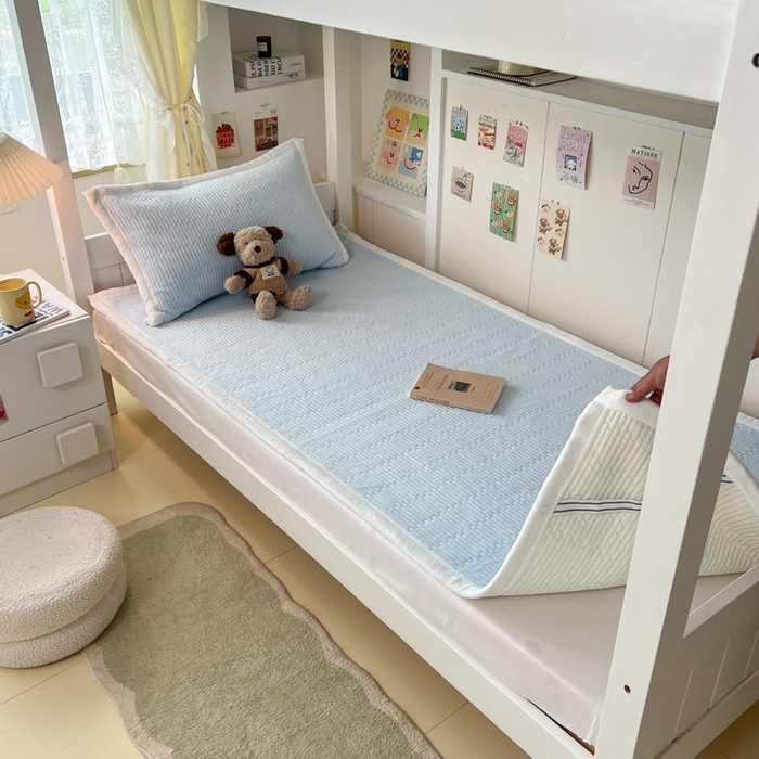 91家纺网 家纺一手货源 找家纺 川悦生活2025 新款A类印花牛奶绒床垫加厚绒保暖床护垫 晴空-青色