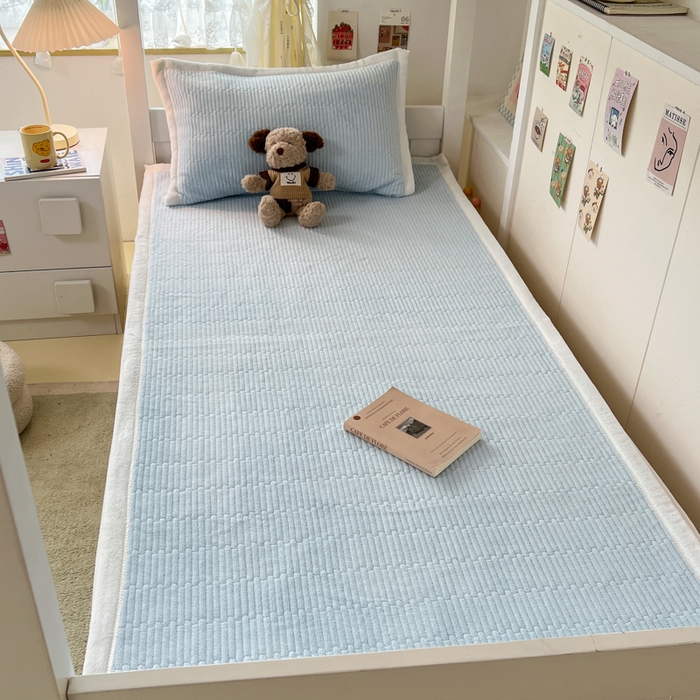 91家纺网 家纺一手货源 找家纺 川悦生活2025 新款A类印花牛奶绒床垫加厚绒保暖床护垫 晴空-青色