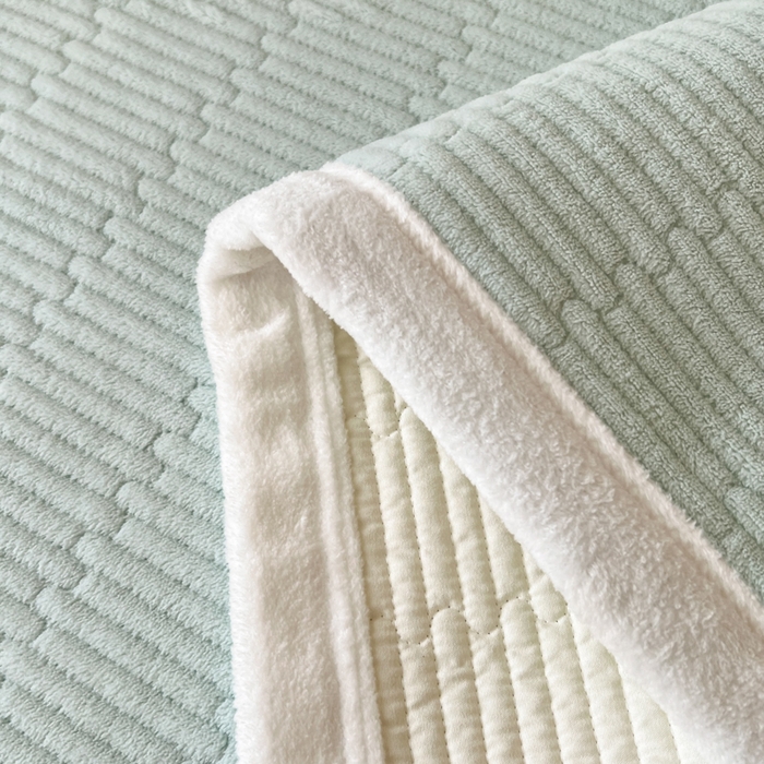 91家纺网 家纺一手货源 找家纺 川悦生活2025 新款A类印花牛奶绒床垫加厚绒保暖床护垫 晴空-轻水