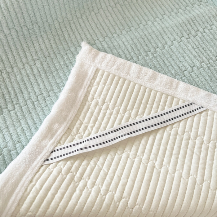 91家纺网 家纺一手货源 找家纺 川悦生活2025 新款A类印花牛奶绒床垫加厚绒保暖床护垫 晴空-轻水