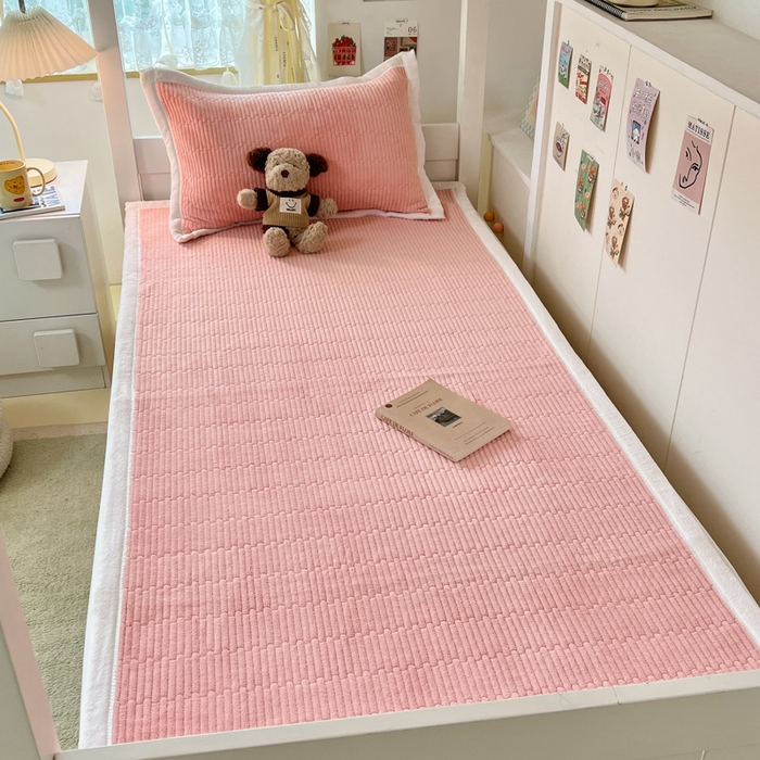 91家纺网 家纺一手货源 找家纺 川悦生活2025 新款A类印花牛奶绒床垫加厚绒保暖床护垫 晴空-甜心