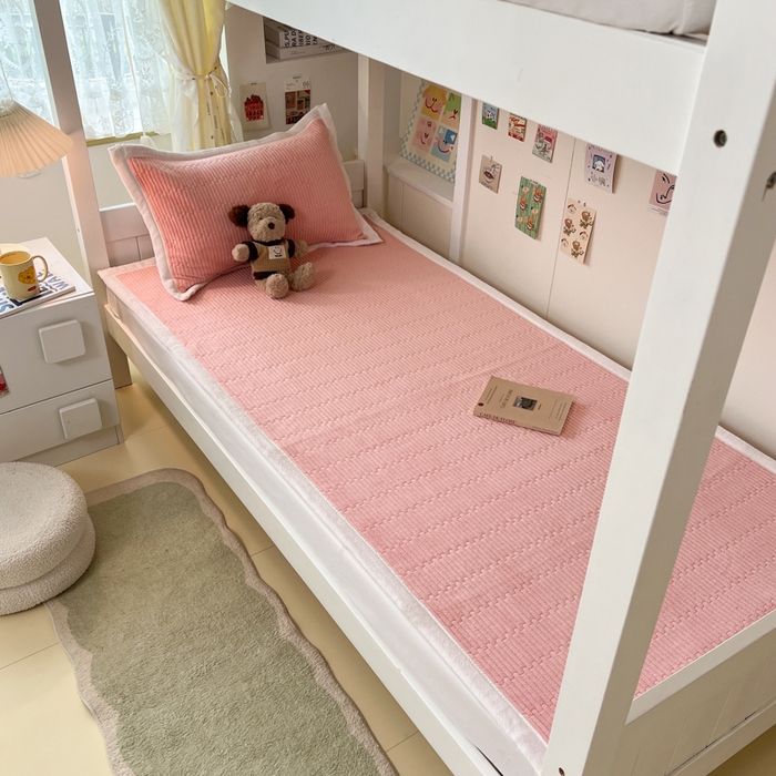 91家纺网 家纺一手货源 找家纺 川悦生活2025 新款A类印花牛奶绒床垫加厚绒保暖床护垫 晴空-甜心