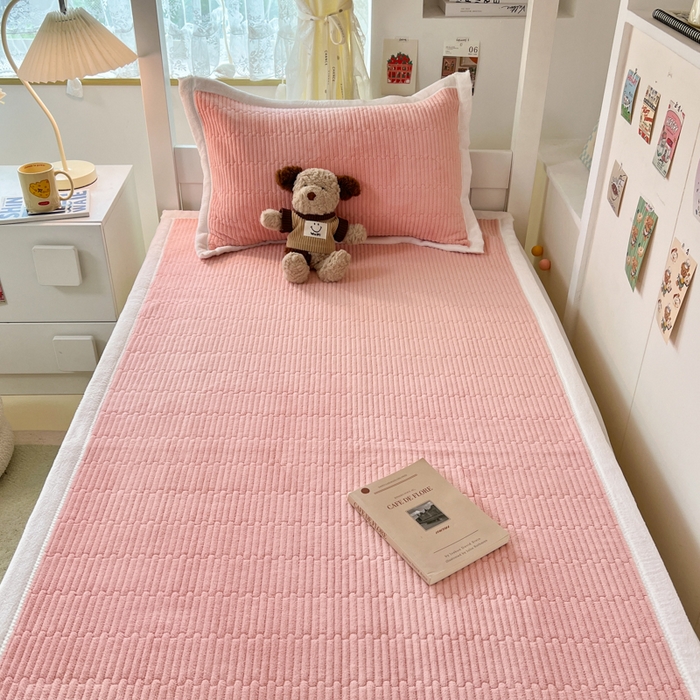 91家纺网 家纺一手货源 找家纺 川悦生活2025 新款A类印花牛奶绒床垫加厚绒保暖床护垫 晴空-甜心