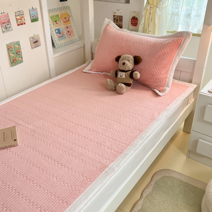 91家纺网 家纺一手货源 找家纺 川悦生活2025 新款A类印花牛奶绒床垫加厚绒保暖床护垫 晴空-甜心