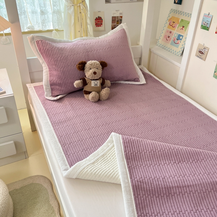 91家纺网 家纺一手货源 找家纺 川悦生活2025 新款A类印花牛奶绒床垫加厚绒保暖床护垫 晴空-香芋