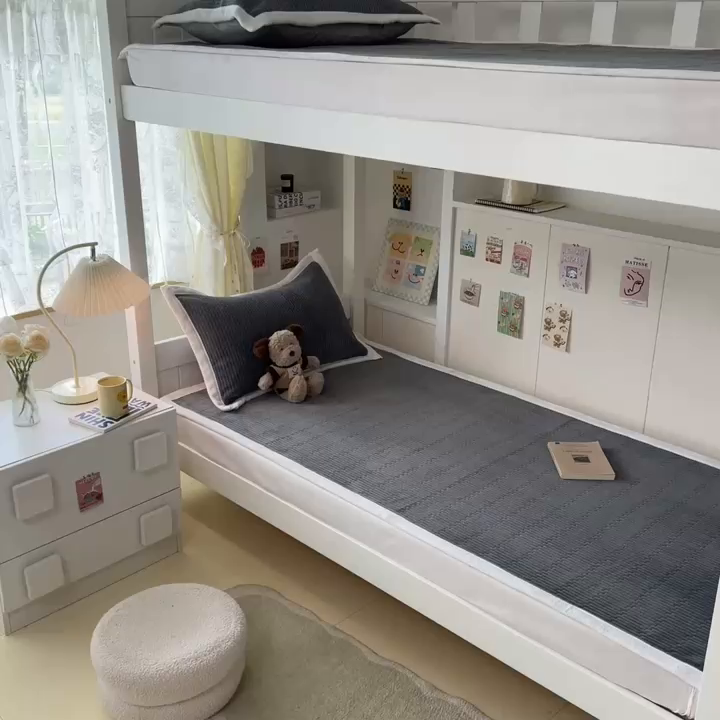 91家纺网 家纺一手货源 找家纺 川悦生活2025 新款A类印花牛奶绒床垫加厚绒保暖床护垫 晴空-暖灰