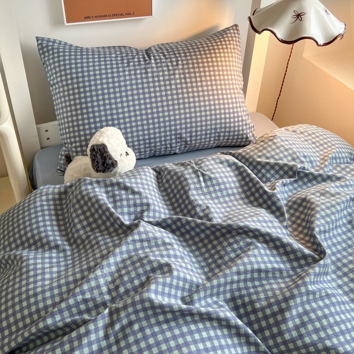 91家纺网 家纺一手货源 找家纺 妖妖家纺2025云感双层纱学生三件套 海盐格