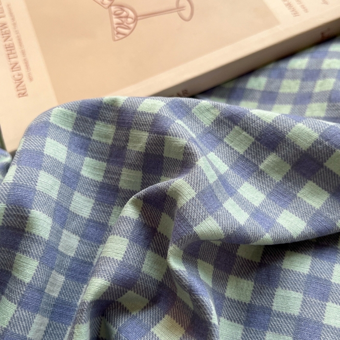 91家纺网 家纺一手货源 找家纺 妖妖家纺2025云感双层纱学生三件套 海盐格