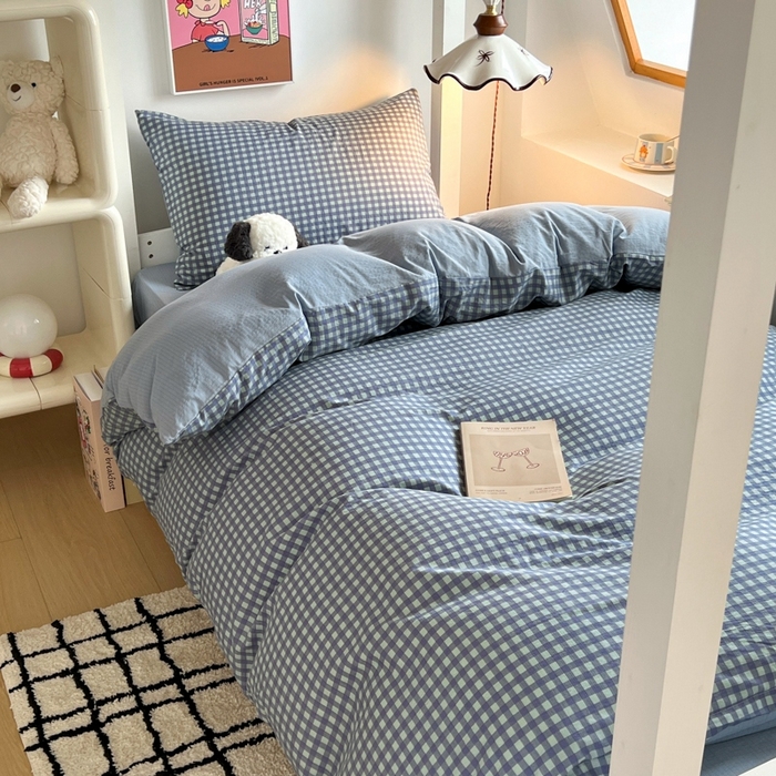 91家纺网 家纺一手货源 找家纺 妖妖家纺2025云感双层纱学生三件套 海盐格