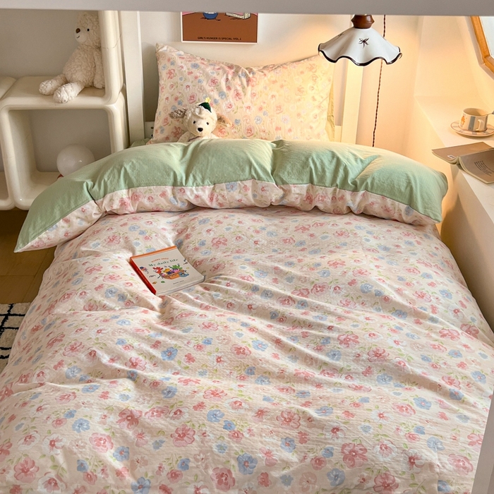 91家纺网 家纺一手货源 找家纺 妖妖家纺2025云感双层纱学生三件套 花影集