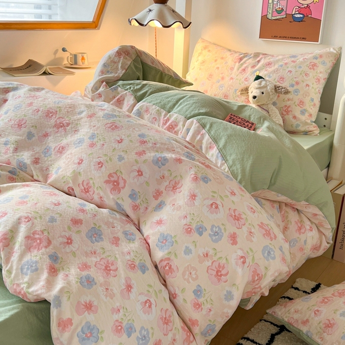 91家纺网 家纺一手货源 找家纺 妖妖家纺2025云感双层纱学生三件套 花影集