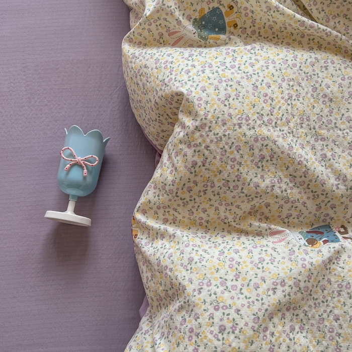 91家纺网 家纺一手货源 找家纺 妖妖家纺2025云感双层纱学生三件套 花语兔