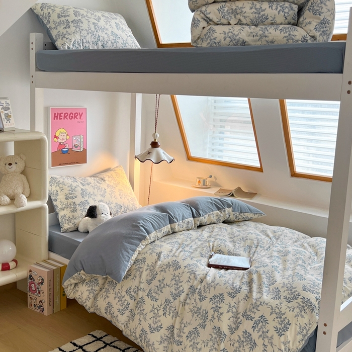 91家纺网 家纺一手货源 找家纺 妖妖家纺2025云感双层纱学生三件套 兰亭叙