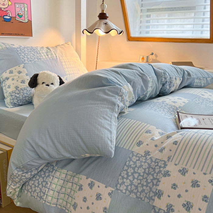 91家纺网 家纺一手货源 找家纺 妖妖家纺2025云感双层纱学生三件套 露华浓