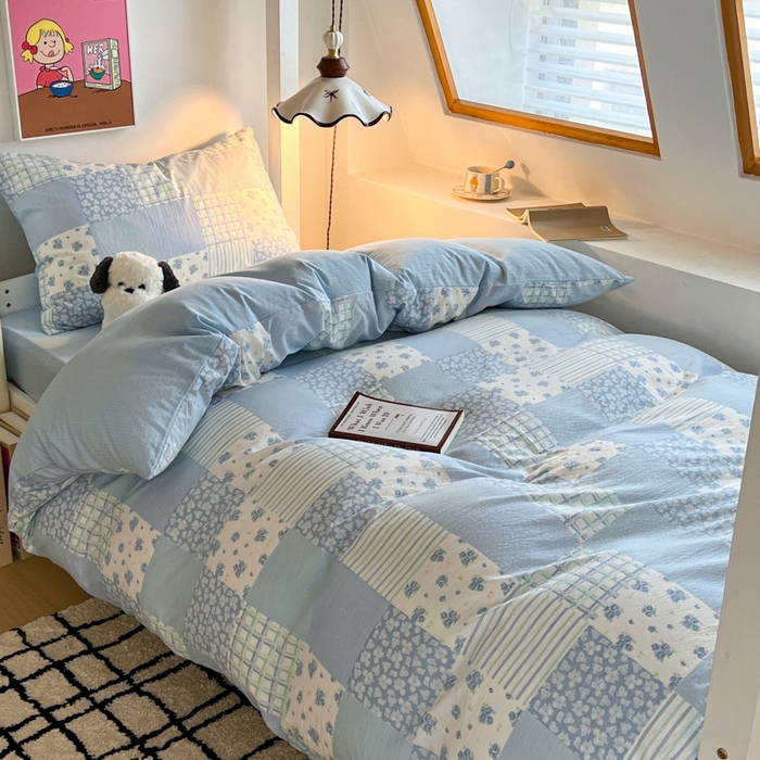 91家纺网 家纺一手货源 找家纺 妖妖家纺2025云感双层纱学生三件套 露华浓