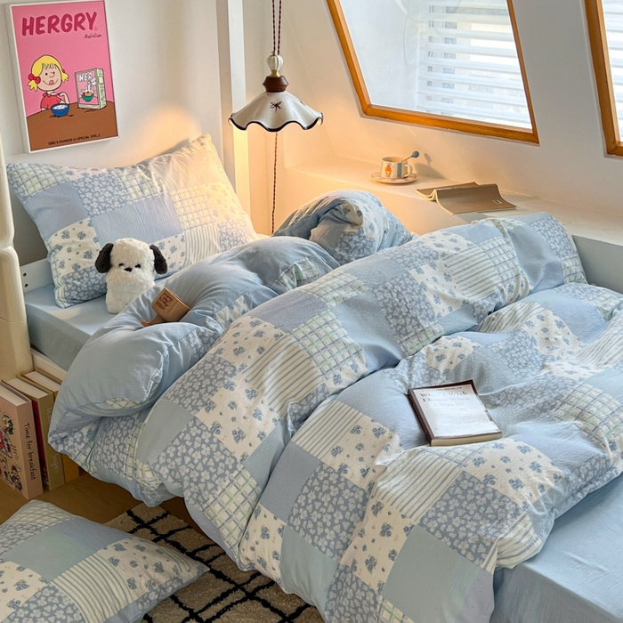 91家纺网 家纺一手货源 找家纺 妖妖家纺2025云感双层纱学生三件套 露华浓