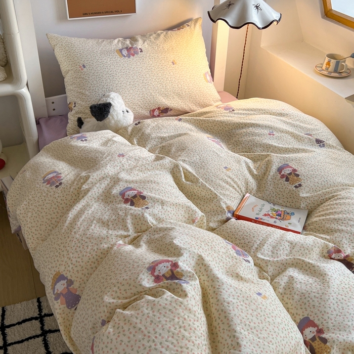 91家纺网 家纺一手货源 找家纺 妖妖家纺2025云感双层纱学生三件套 美美春游