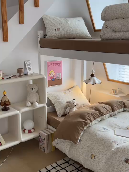 91家纺网 家纺一手货源 找家纺 妖妖家纺2025云感双层纱学生三件套 花点兔