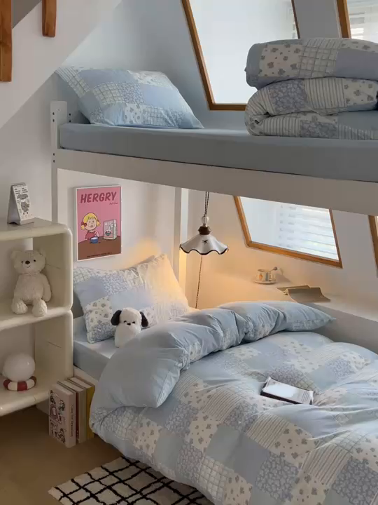 91家纺网 家纺一手货源 找家纺 妖妖家纺2025云感双层纱学生三件套 露华浓