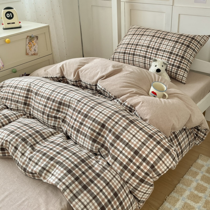 91家纺网 家纺一手货源 找家纺 ab家纺  2025新款40支A类水洗棉学生三件套 茶里-咖