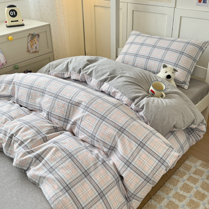 91家纺网 家纺一手货源 找家纺 ab家纺  2025新款40支A类水洗棉学生三件套 春野粉蓝