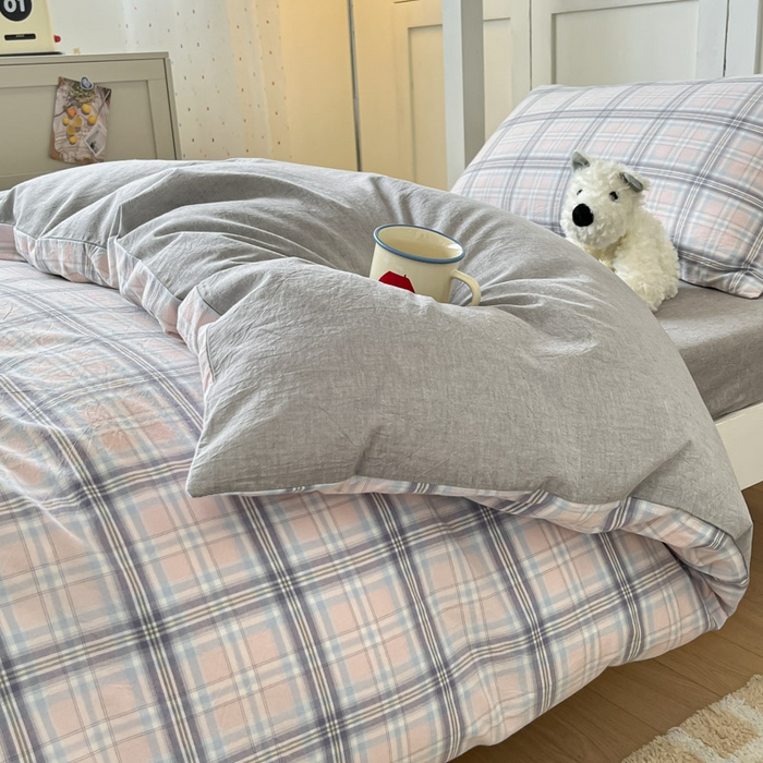 91家纺网 家纺一手货源 找家纺 ab家纺  2025新款40支A类水洗棉学生三件套 春野粉蓝