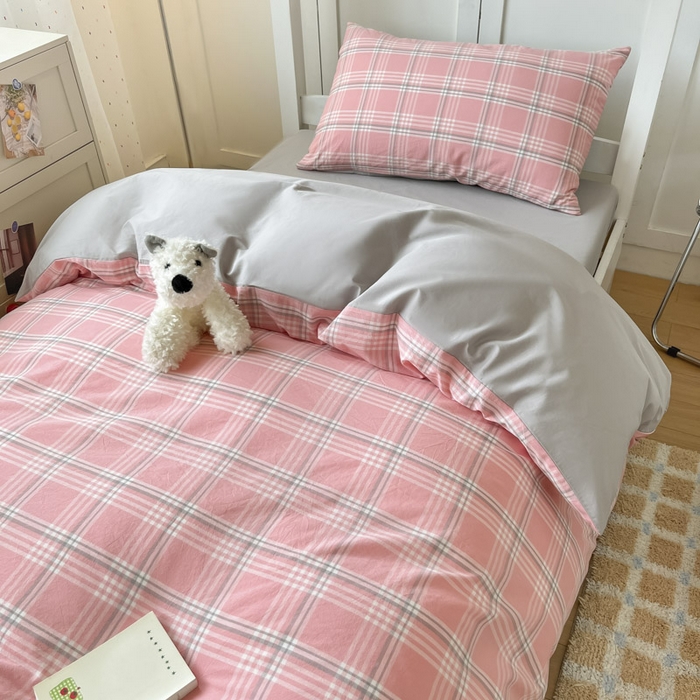 91家纺网 家纺一手货源 找家纺 ab家纺  2025新款40支A类水洗棉学生三件套 富士格-粉