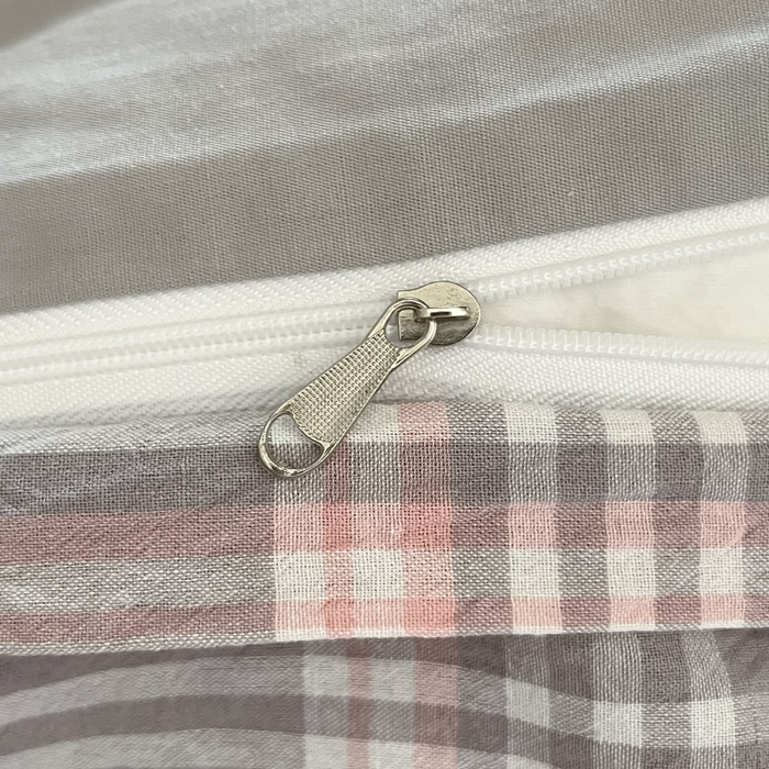 91家纺网 家纺一手货源 找家纺 ab家纺  2025新款40支A类水洗棉学生三件套 富士格-灰