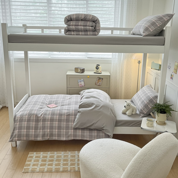 91家纺网 家纺一手货源 找家纺 ab家纺  2025新款40支A类水洗棉学生三件套 富士格-灰