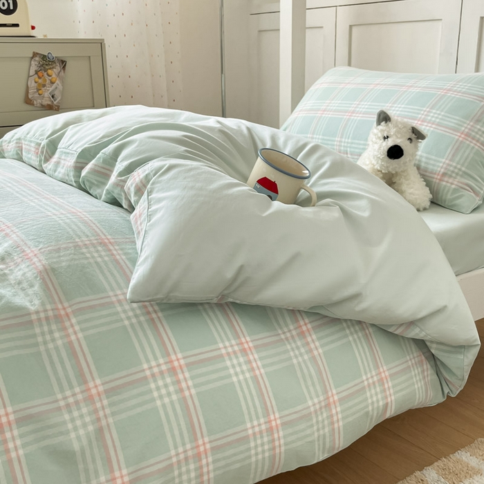 91家纺网 家纺一手货源 找家纺 ab家纺  2025新款40支A类水洗棉学生三件套 富士格-绿