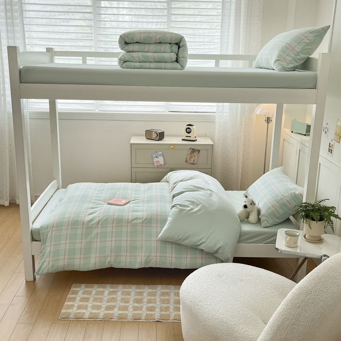 91家纺网 家纺一手货源 找家纺 ab家纺  2025新款40支A类水洗棉学生三件套 富士格-绿