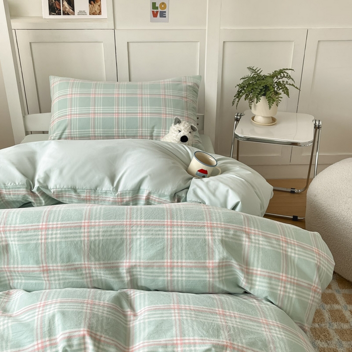 91家纺网 家纺一手货源 找家纺 ab家纺  2025新款40支A类水洗棉学生三件套 富士格-绿