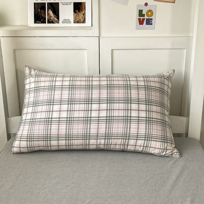 91家纺网 家纺一手货源 找家纺 ab家纺  2025新款40支A类水洗棉学生三件套 觅果-粉