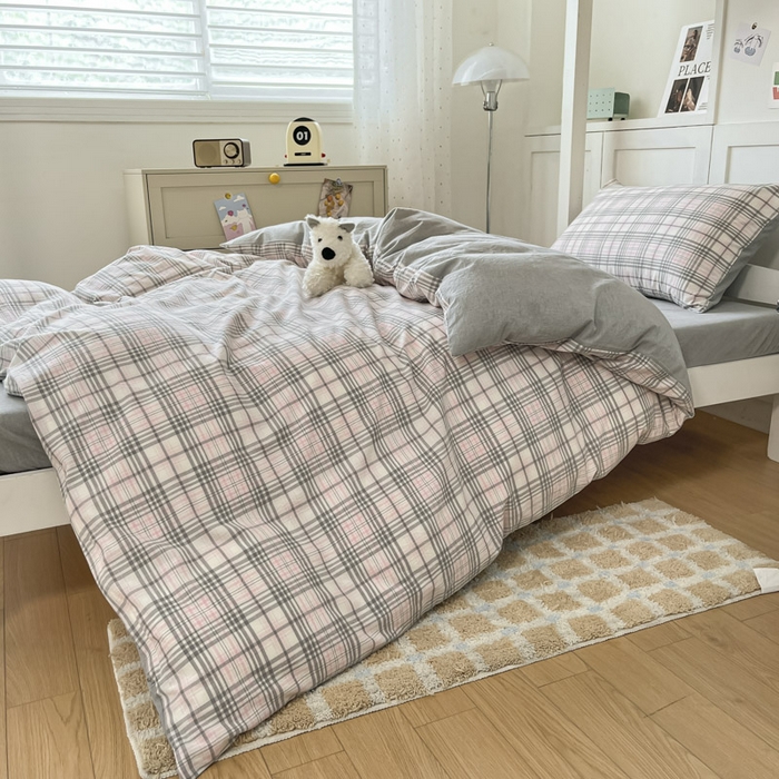 91家纺网 家纺一手货源 找家纺 ab家纺  2025新款40支A类水洗棉学生三件套 觅果-粉