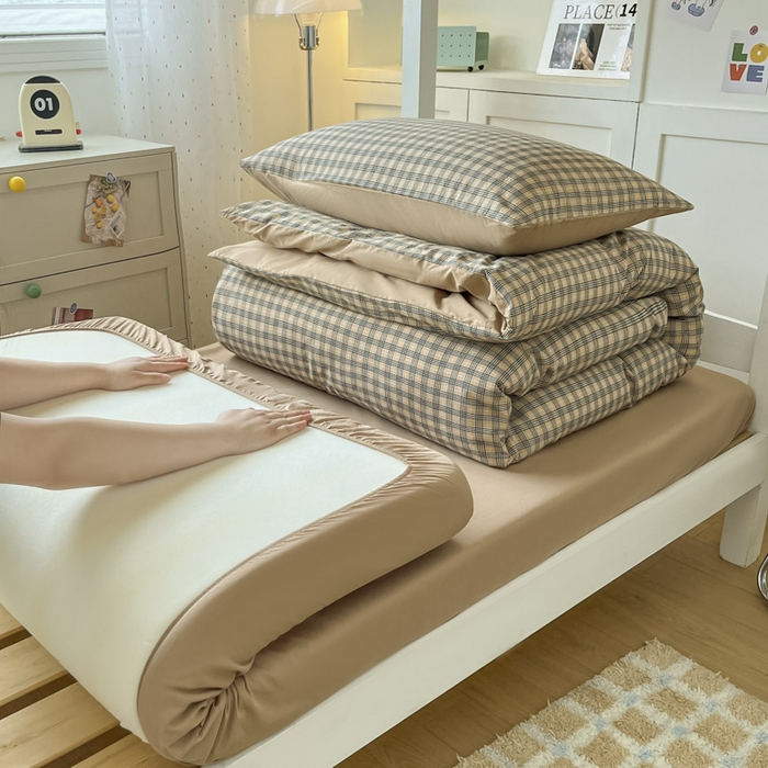 91家纺网 家纺一手货源 找家纺 ab家纺  2025新款40支A类水洗棉学生三件套 千寻-咖