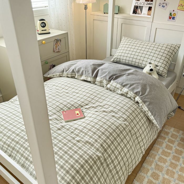 91家纺网 家纺一手货源 找家纺 ab家纺  2025新款40支A类水洗棉学生三件套 芷安绿