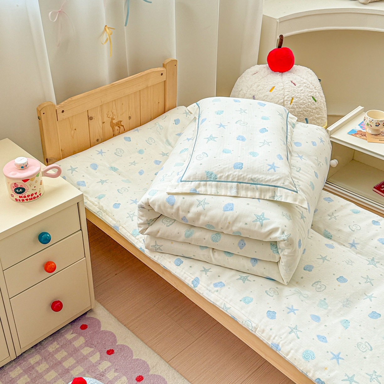 91家纺网 家纺一手货源 找家纺 （总）简宜家居（朝初家纺） 2025新款幼儿园双层纱套件