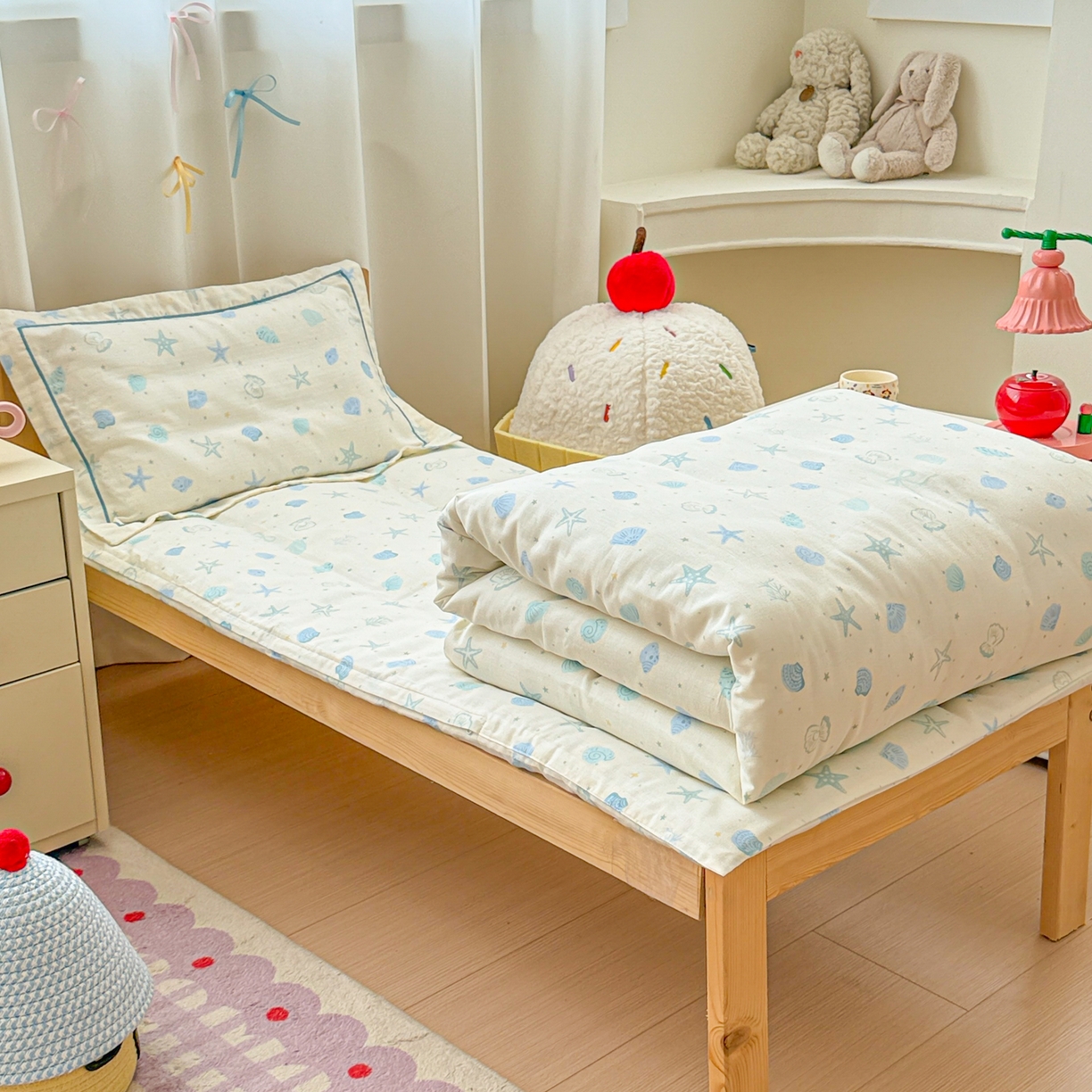 91家纺网 家纺一手货源 找家纺 （总）简宜家居（朝初家纺） 2025新款幼儿园双层纱套件