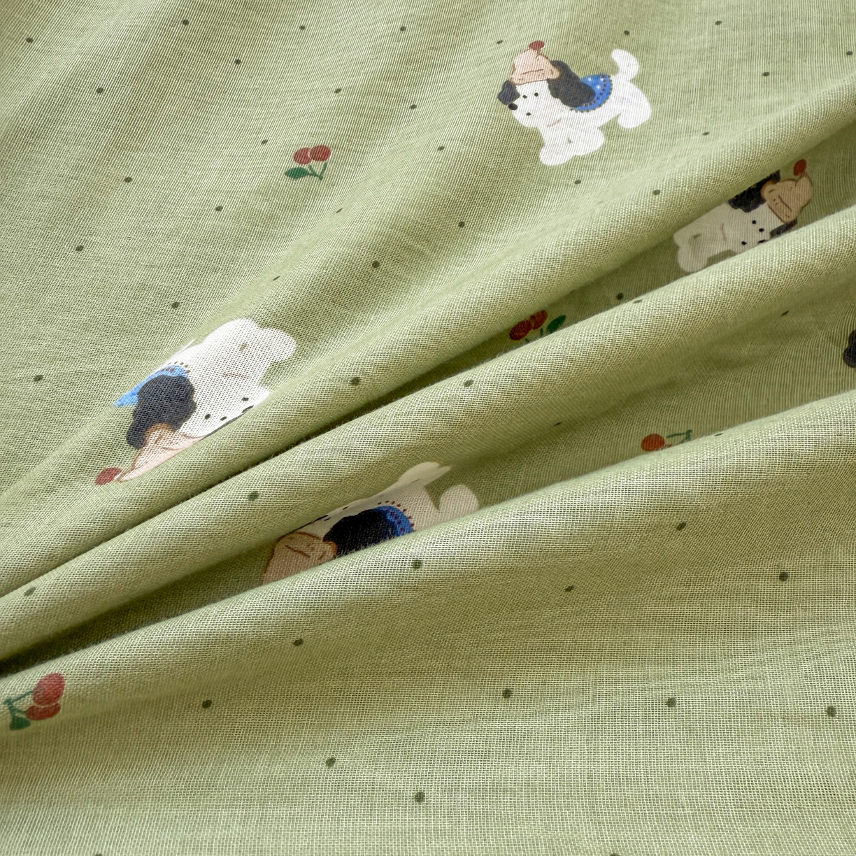 91家纺网 家纺一手货源 找家纺 简宜家居（朝初家纺） 2025新款幼儿园双层纱套件 狗狗踏青