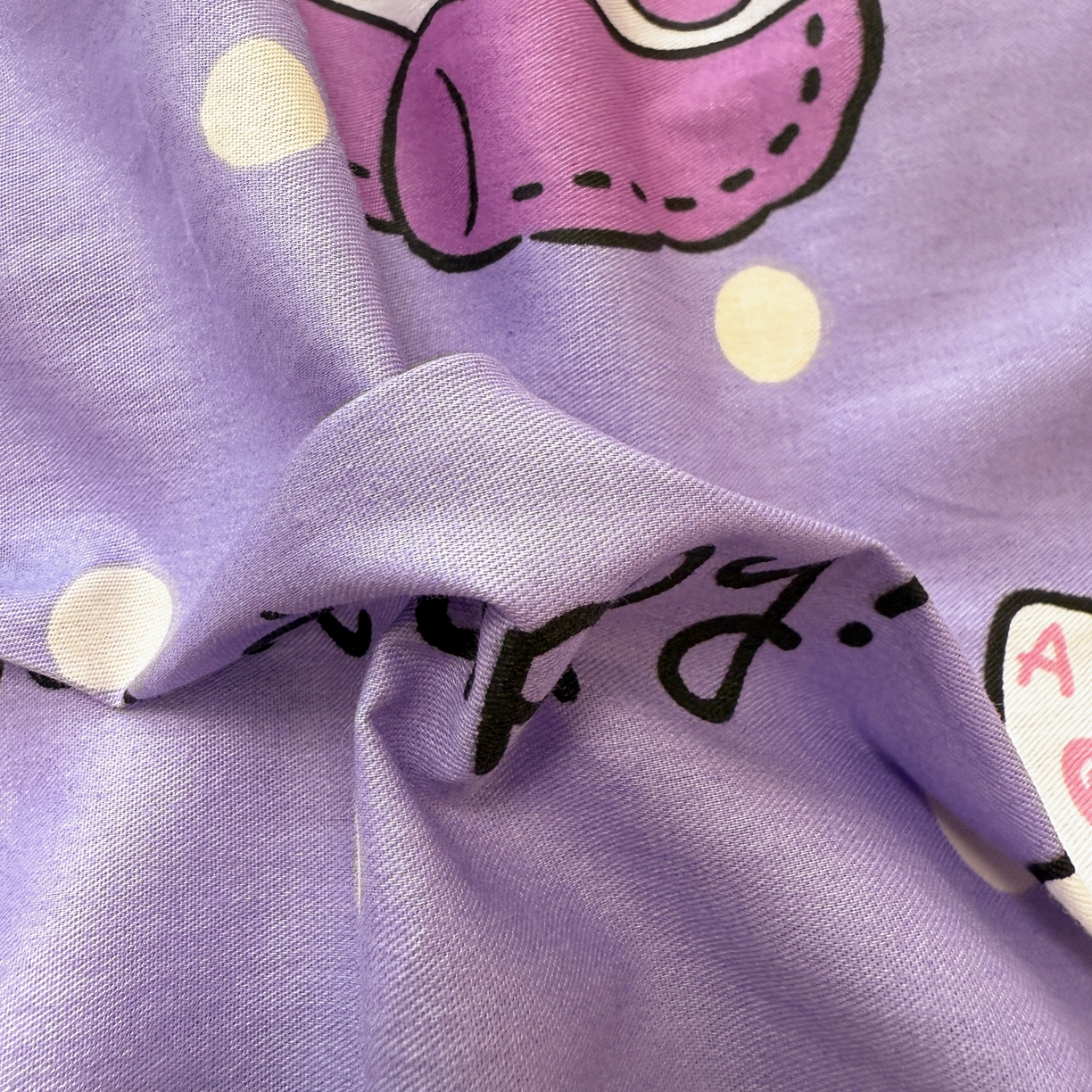 91家纺网 家纺一手货源 找家纺 简宜家居（朝初家纺） 2025新款三丽鸥花型幼儿园套件 库洛米紫