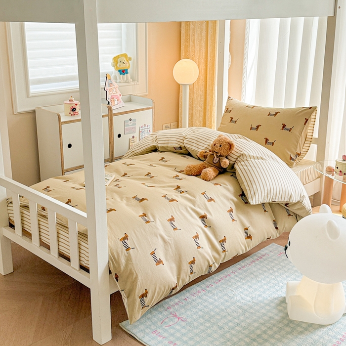 91家纺网 家纺一手货源 找家纺 呗旺鹿  2025新款学生床全棉纯棉卡通小清新三件套四件套 腊肠狗