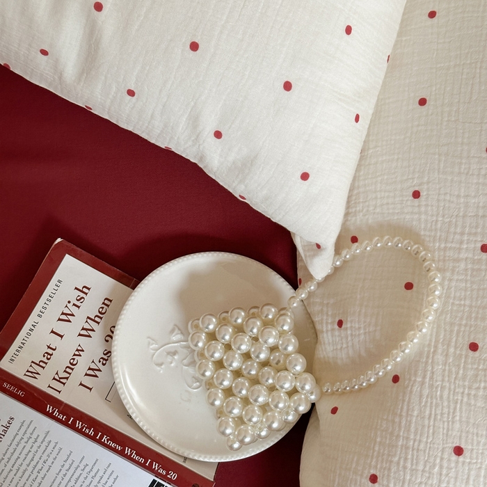 91家纺网 家纺一手货源 找家纺 山舍2025新款皱皱双层纱四件套 波尔卡红波点