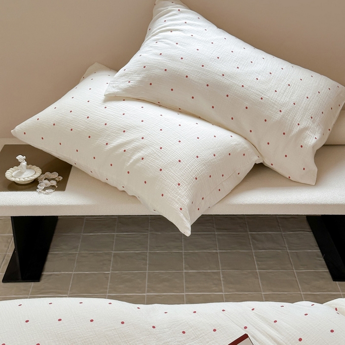 91家纺网 家纺一手货源 找家纺 山舍2025新款皱皱双层纱四件套 波尔卡红波点