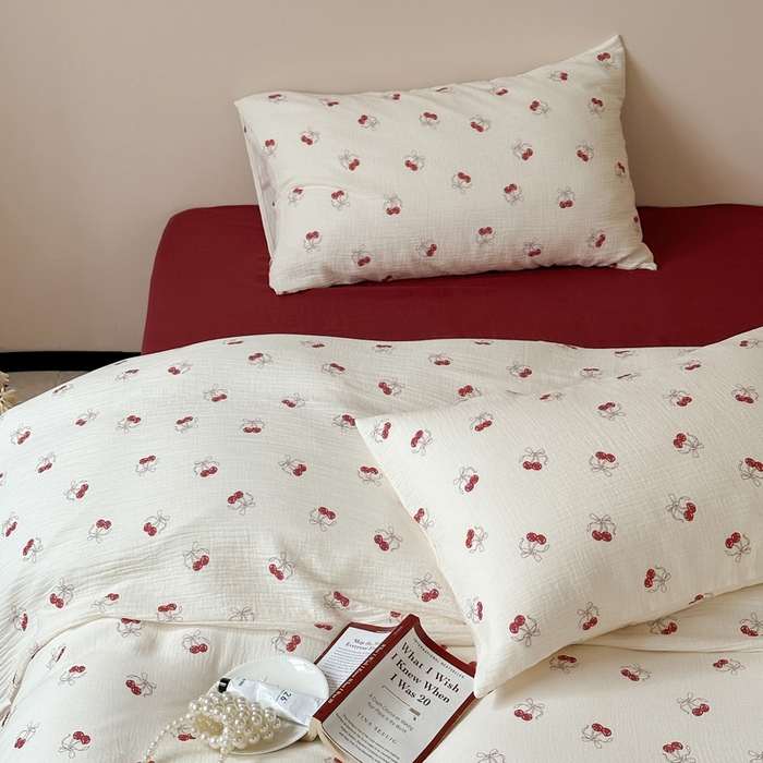 91家纺网 家纺一手货源 找家纺 山舍2025新款皱皱双层纱四件套 莫丽安红樱桃