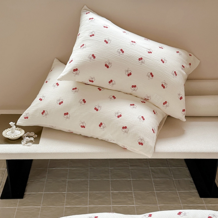 91家纺网 家纺一手货源 找家纺 山舍2025新款皱皱双层纱四件套 莫丽安红樱桃