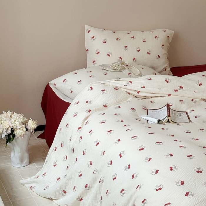 91家纺网 家纺一手货源 找家纺 山舍2025新款皱皱双层纱四件套 莫丽安红樱桃